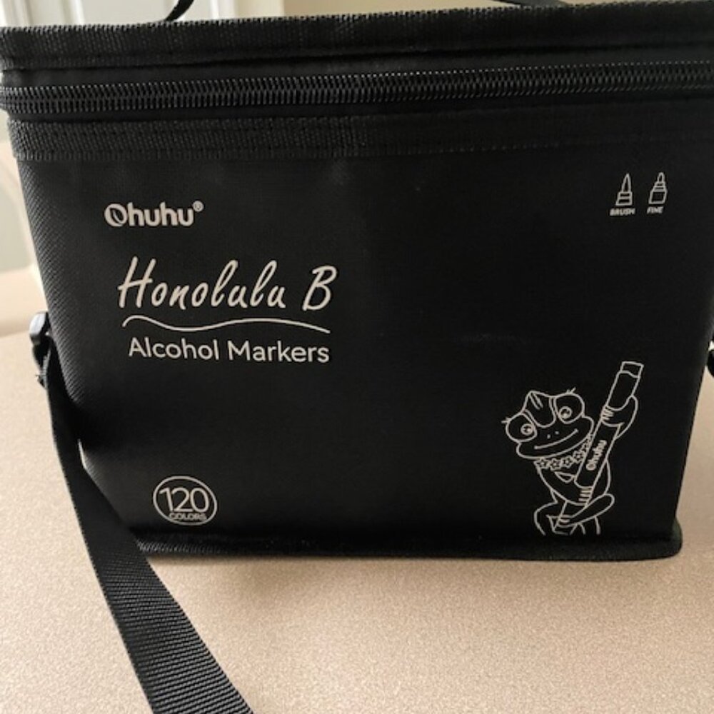 Hardly Used Ohuhu 120-Set Alcohol Markers (Brush & Fine) + Coloring Books